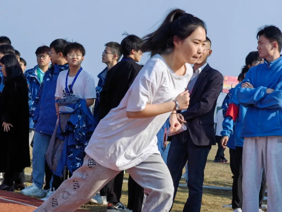 青春赛场，当‘燃’不让|岳阳北大青鸟第七届趣味运动会合辑